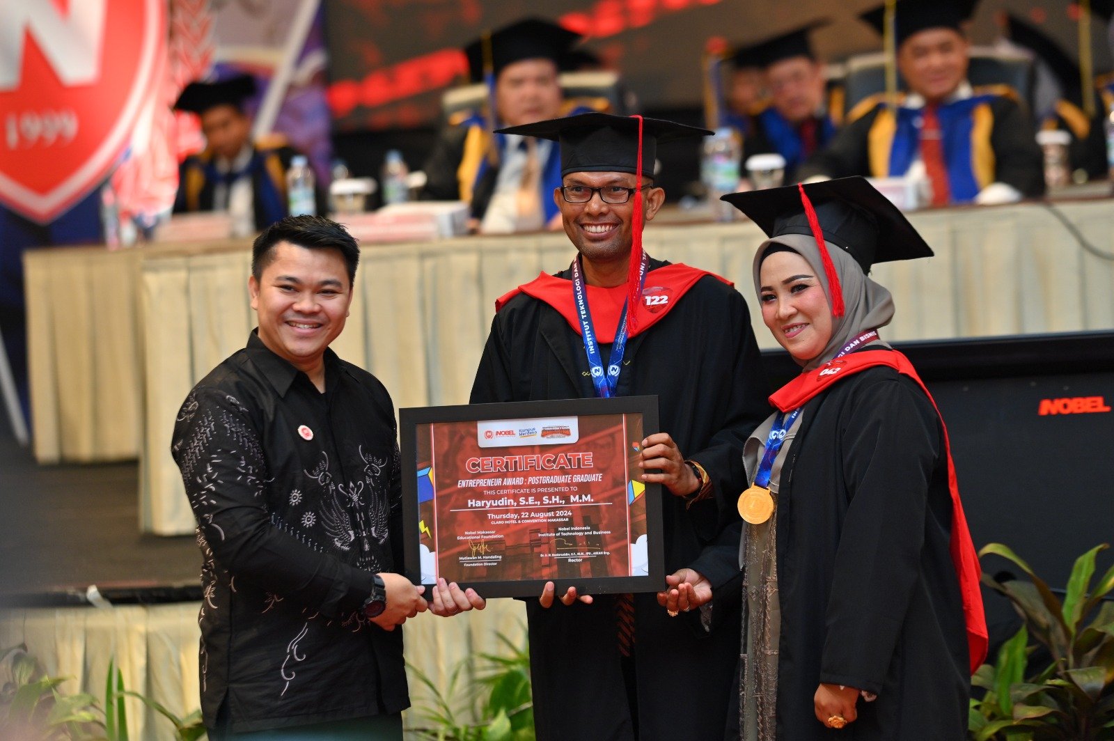 Kisah Alumni Pascasarjana Haryudin Rela Berkelana Demi Gelar